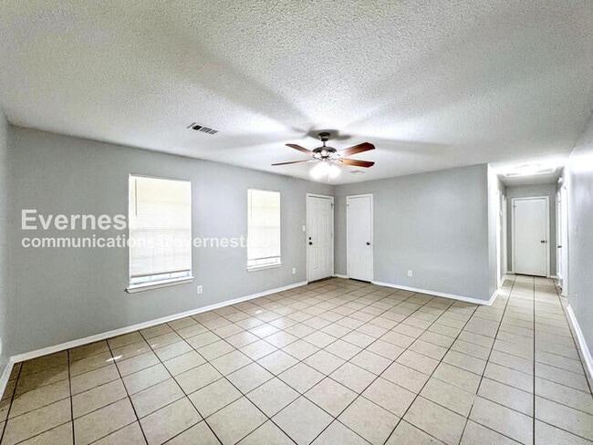 Building Photo - 6175 Forestgate Rd