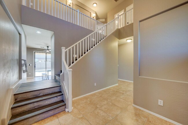 Foto del edificio - 10223 W Raymond St