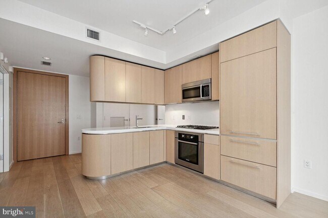 Foto del edificio - 925 H St NW