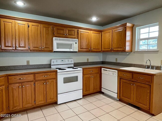 Foto del edificio - 1201 S Gate Rd