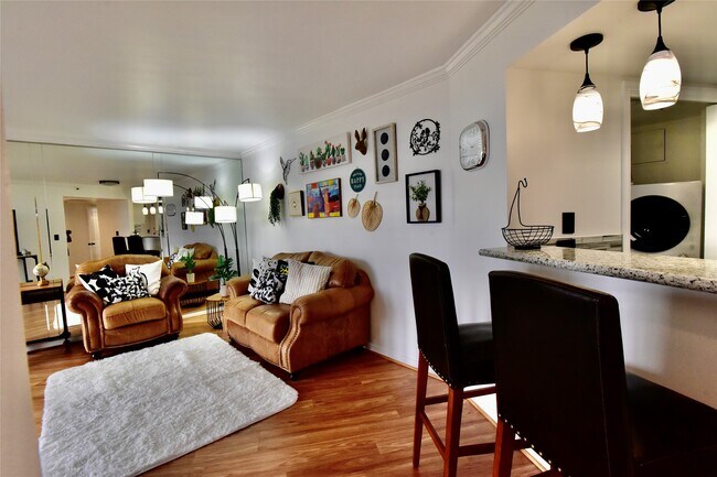 Foto del edificio - 3525 Sage Rd