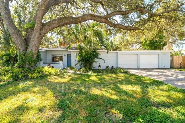 Photo - 4634 W Sunset Blvd House