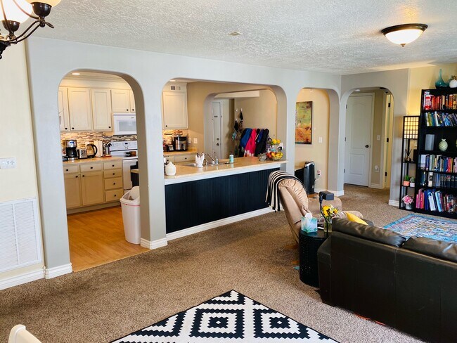 Main Living - 1261 W Dallin Dr