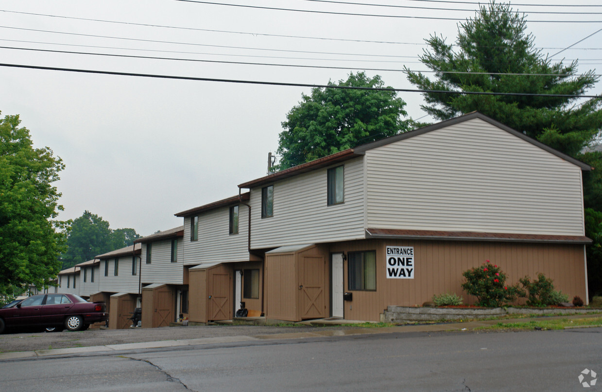 319 Exchange, ¡alejado - 319 Exchange Ave