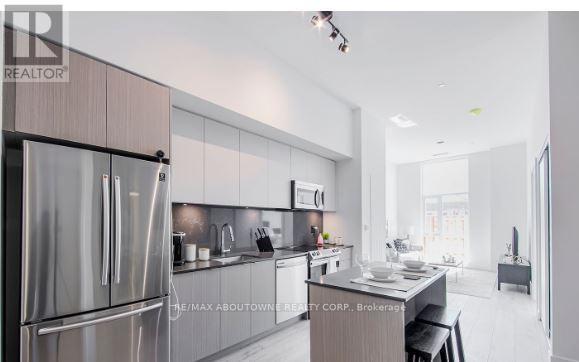 Building Photo - 125 Bronte Rd