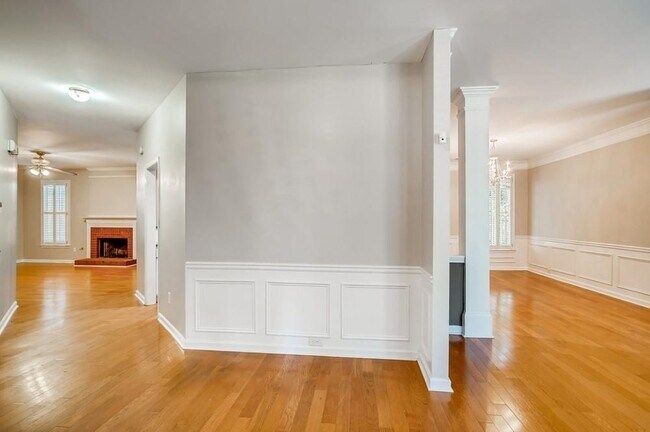 Foto del edificio - 1455 Stoney Field Pl