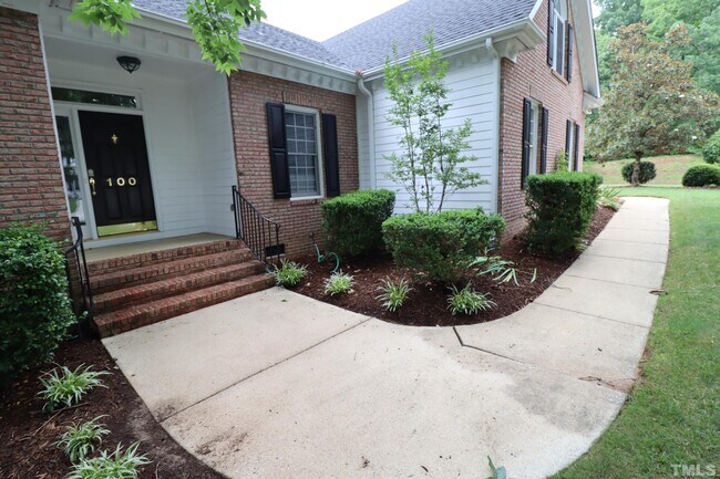 Foto del edificio - 100 Pebble Ridge Farms Ct