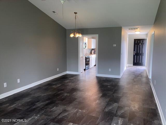 Building Photo - 2115 Oak Bend Dr