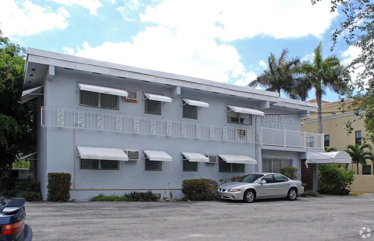 Primary Photo - Marvic Manor