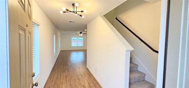 Building Photo - 26723 Paloma Blanca Dr