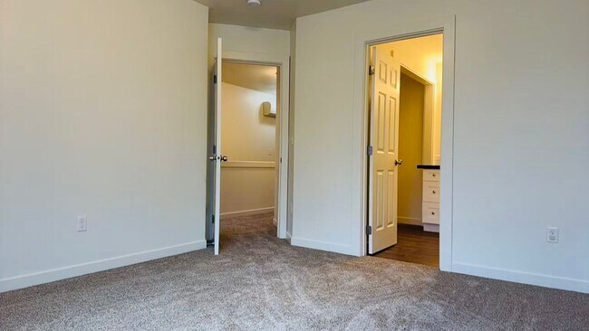 Foto del edificio - 4 bedroom duplex