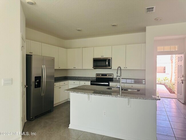 Foto del edificio - 156 Seaport Breeze Rd