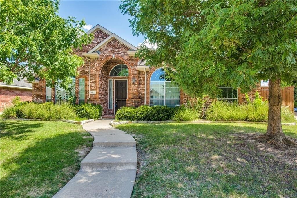 10217 Ambergate Ln, Frisco, TX 75035 House for Rent in Frisco, TX