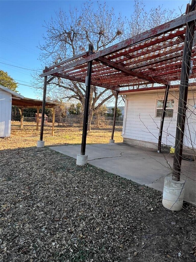 Foto del edificio - 1724 N Lee St