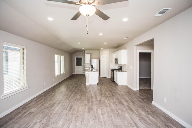 Foto del edificio - 4717 126th St