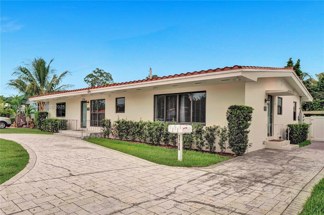 Foto principal - 1704 Rodman St