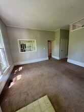 Building Photo - 2514 S Wayne Ave