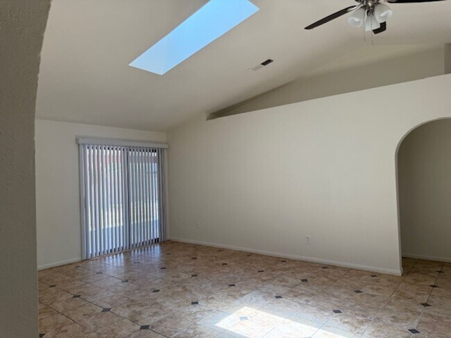 Foto del edificio - West Lancaster 3 Bedroom Home