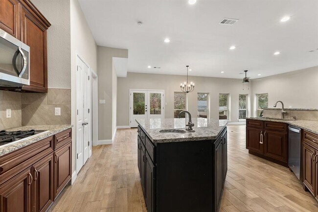 Foto del edificio - 54 Woodland Loop