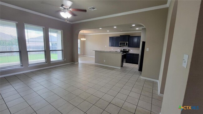 Foto del edificio - 822 Wyndcrest Drive