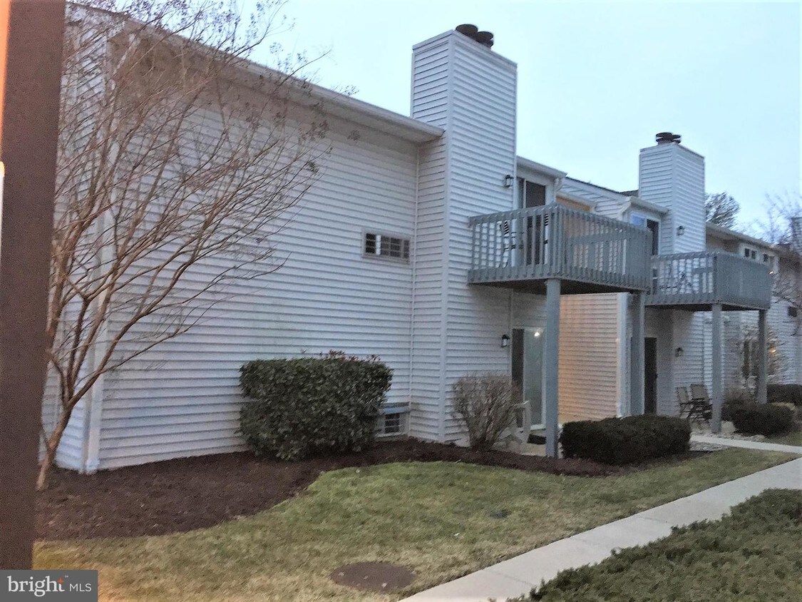 2022 Lucas Ln, Voorhees Township, NJ 08043 Apartment for Rent in