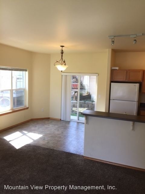 Foto del edificio - 1413 NE Lucinda Ct