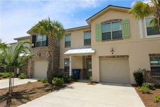 Building Photo - 702 Mariners Cir