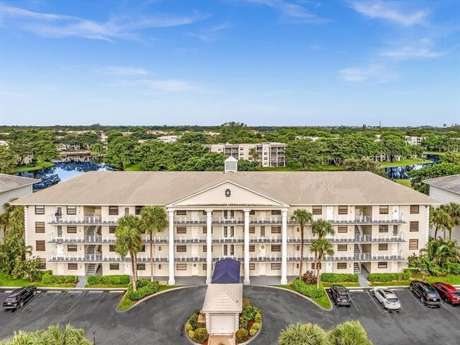 Building Photo - 1711 Whitehall Dr
