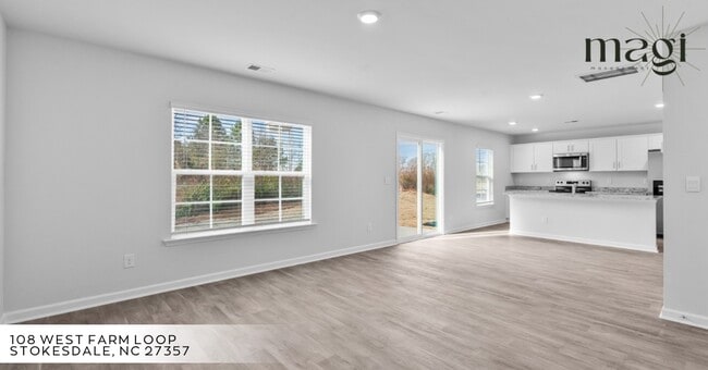 Building Photo - 108 W Farm Lp