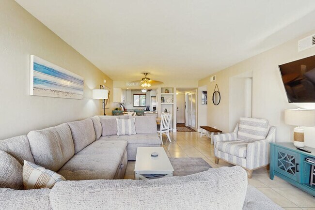 Foto del edificio - 1801 Gulf Dr N