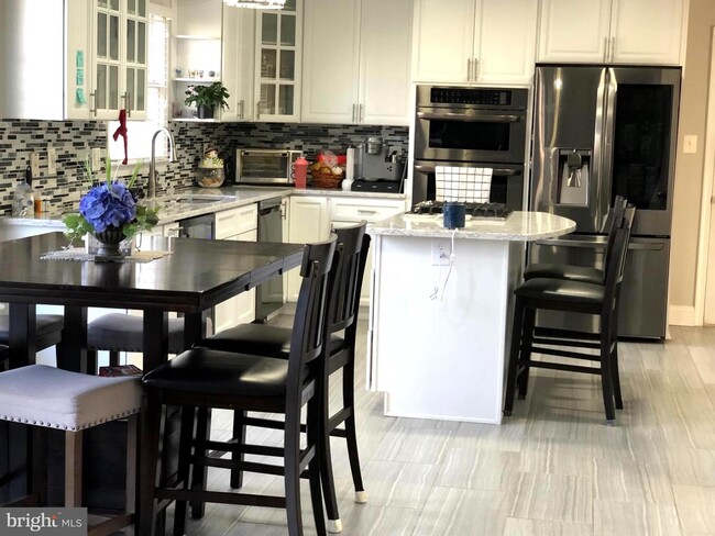 Foto del edificio - 17987 Swans Creek Ln