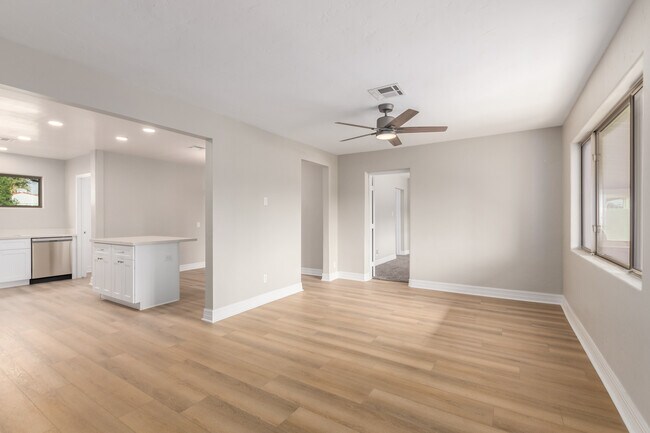 Foto del edificio - 1238 E Virginia Ave