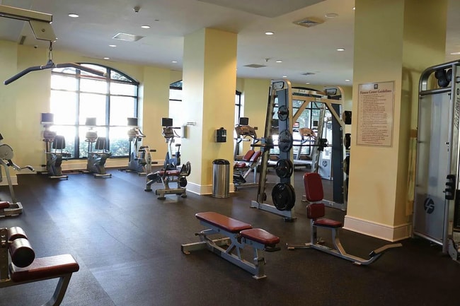 Building Photo - 600 W Las Olas Blvd
