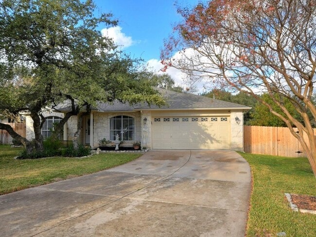 Building Photo - 1110 Fossil Cove
