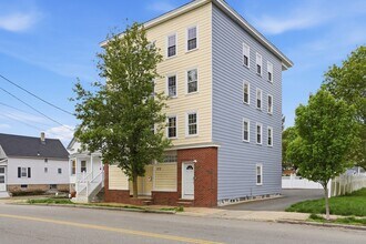 Building Photo - 272 Jefferson Ave
