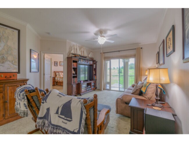 Foto del edificio - 5990 W Poplar Springs Cir