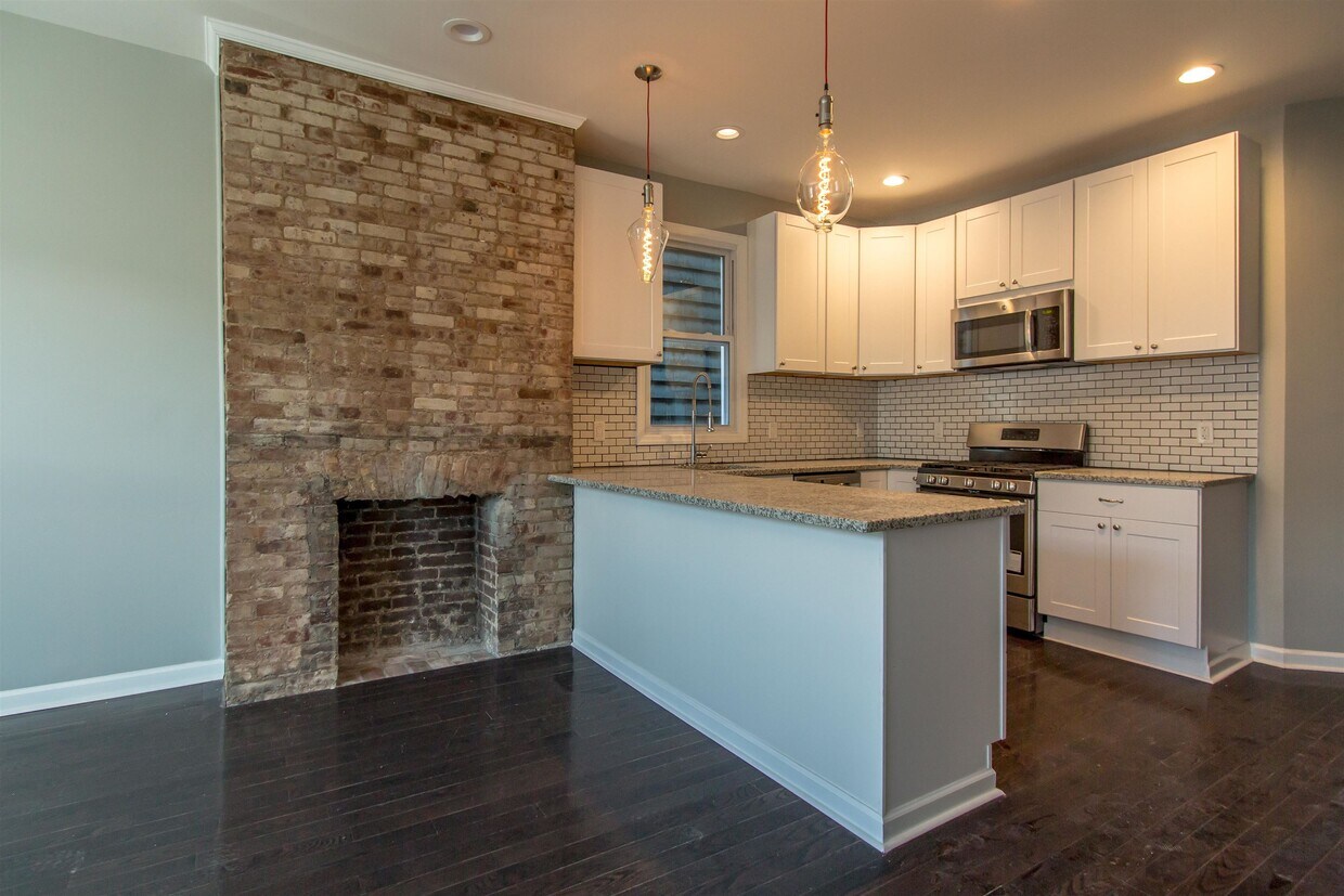 19 Monitor St, Jersey City, NJ 07304 Room for Rent in Jersey City, NJ