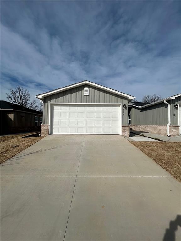 Building Photo - 114 NW 67th Ave