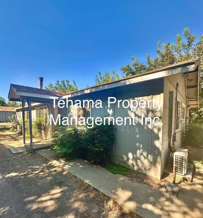 Foto del edificio - 2 Bedroom 2 bath home in country setting