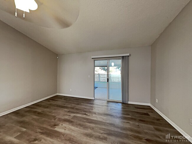 Building Photo - 1824 Sheraton Lakes Cir