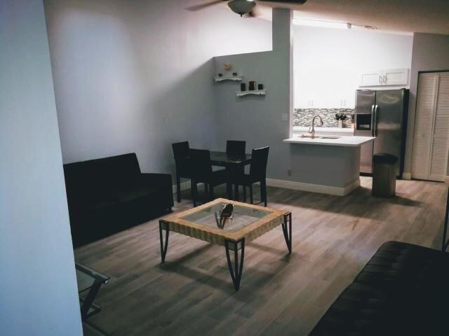 Foto del edificio - 1102  Hyacinth Place  Wellington Fl 33414