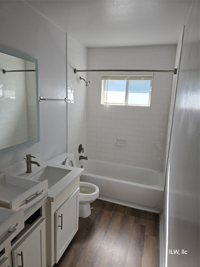 Foto del edificio - 815 Harvard St