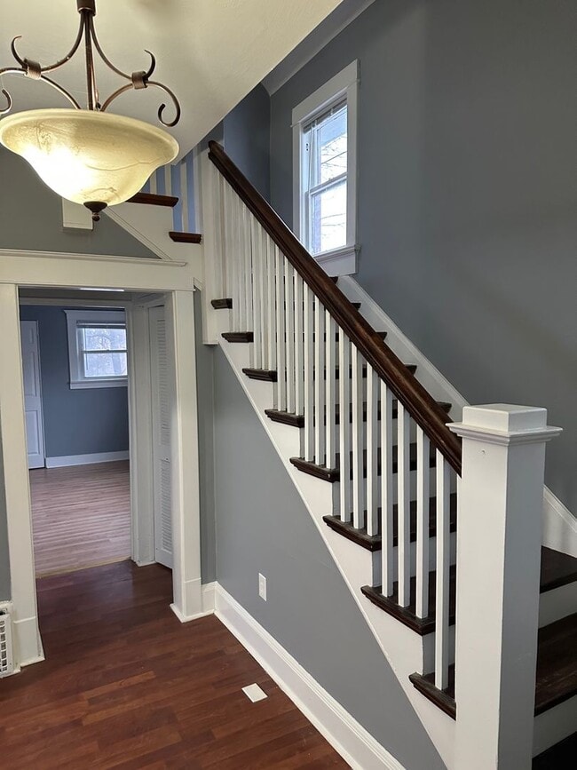 Foto del edificio - Charming Completely Remodeled Home!