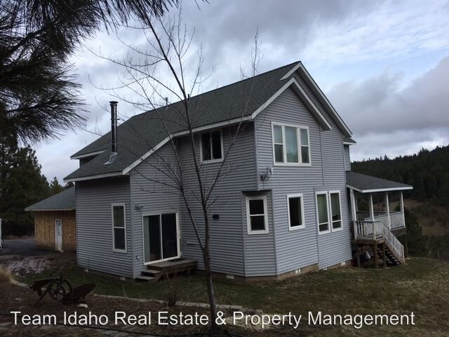 Foto del edificio - 1329 Flannigan Creek Rd