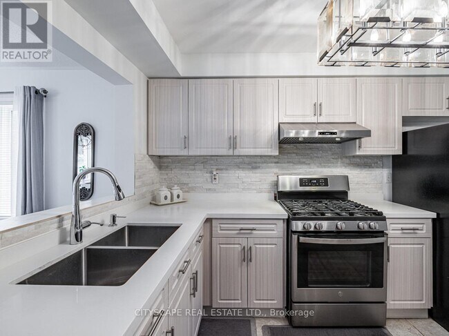 Photo du bâtiment - 1292 Sherwood Mills Blvd