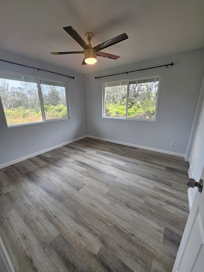 Building Photo - Beautifully NEW 3 BD Home in Volcano!!