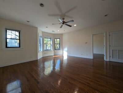Building Photo - 1821 W Leland Ave