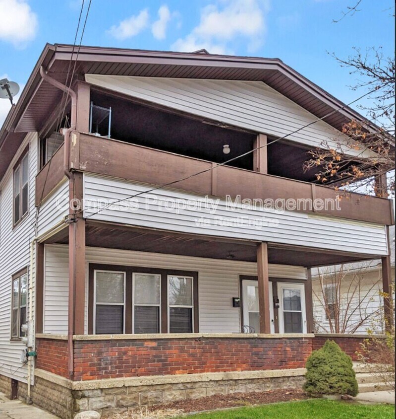 Primary Photo - 707 Knapp St NE