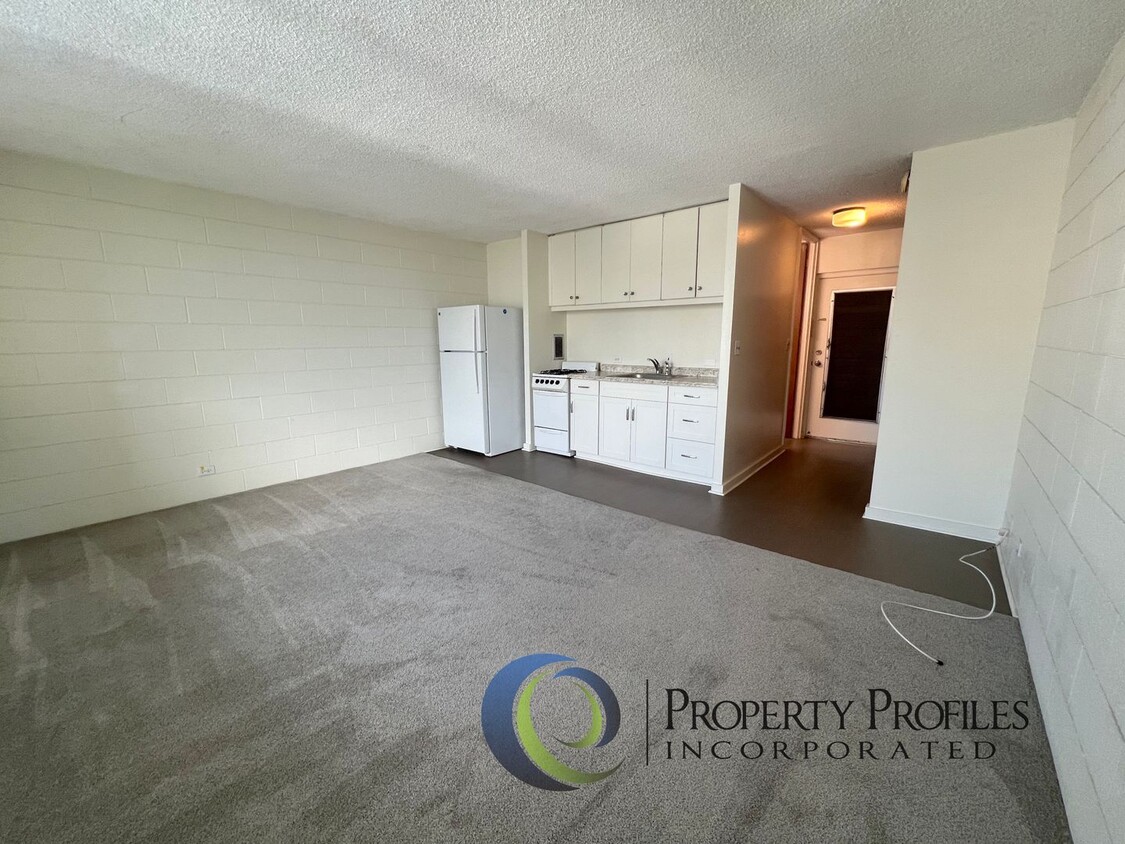 Foto principal - Punahou Gardens Studio - Available Now!