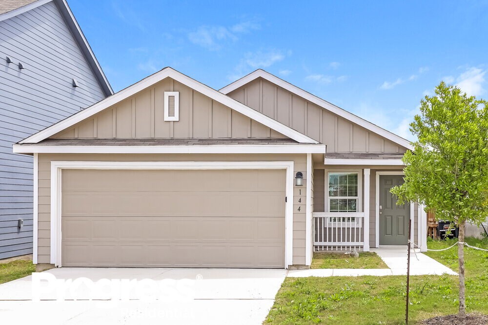 144 Hollywood Dr, New Braunfels, TX 78130 House Rental in New